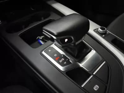 Vendo Audi A4 Avant 2020 - 26950 EUR, 165057 km - AUTO.MOTO.pt