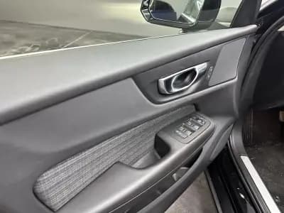 Vendo Volvo V60 2023 - 38500 EUR, 60000 km - AUTO.MOTO.pt