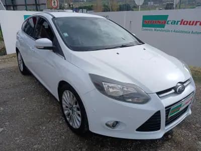 Sell Ford Focus 2012 - 7950 EUR, 136113 km - AUTO.MOTO.pt