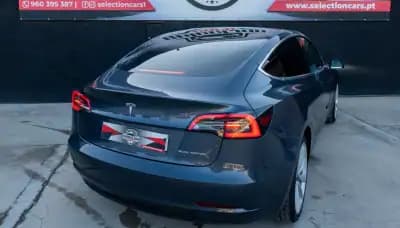Sell Tesla Model 3 2019 - 23900 EUR, 140000 km - AUTO.MOTO.pt