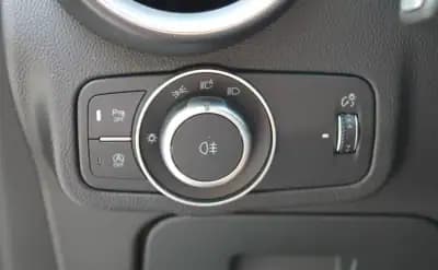 Vendo Alfa Romeo Stelvio 2018 - 28900 EUR, 73000 km - AUTO.MOTO.pt