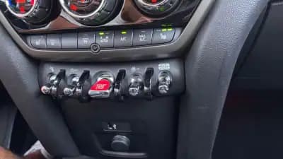 Vendo MINI Countryman 2022 - 28999 EUR, 43121 km - AUTO.MOTO.pt