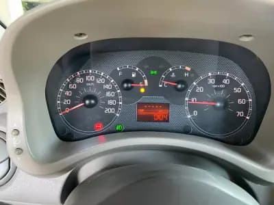 Sell Fiat Panda 2004 - 3250 EUR, 197772 km - AUTO.MOTO.pt