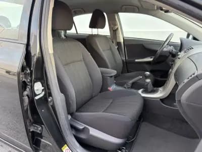 Sell Toyota Corolla 2008 - 9200 EUR, 231063 km - AUTO.MOTO.pt