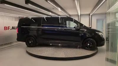 Vendo Mercedes-Benz V 220 2016 - 29900 EUR, 321809 km - AUTO.MOTO.pt