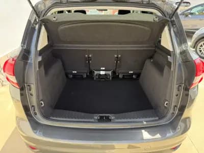 Vendo Ford C-Max 2016 - 12995 EUR, 185000 km - AUTO.MOTO.pt