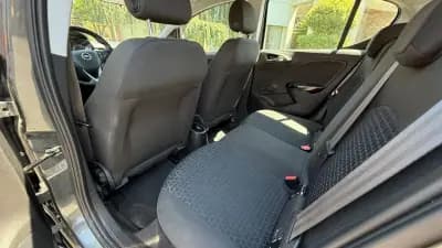 Sell Opel Corsa 2018 - 8900 EUR, 93000 km - AUTO.MOTO.pt