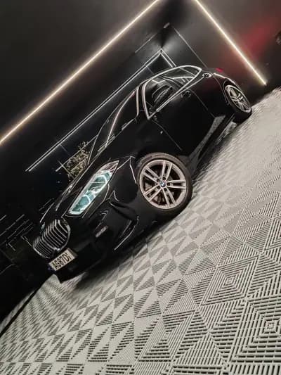 Vendo BMW 118 2021 - 22750 EUR, 111912 km - AUTO.MOTO.pt