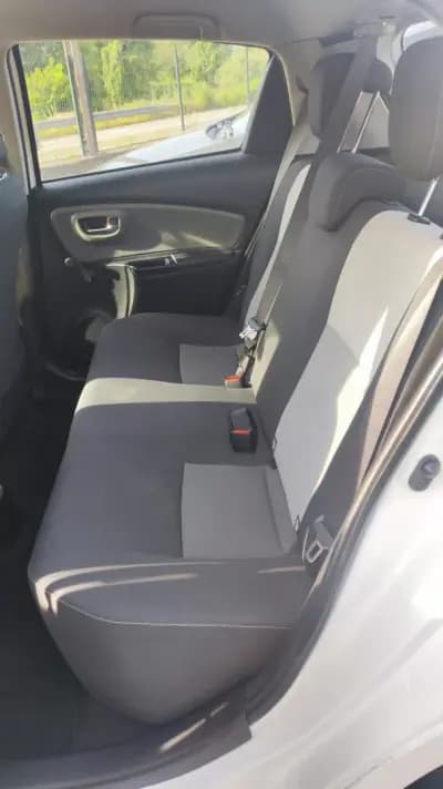 Vendo Toyota Yaris 2020 - 12579 EUR, 190178 km - AUTO.MOTO.pt