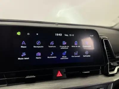 Vendo Kia Sportage 2022 - 23990 EUR, 38151 km - AUTO.MOTO.pt