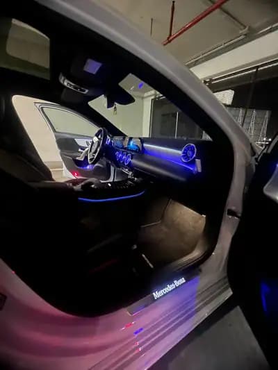 Vendo Mercedes-Benz A 250 2021 - 31700 EUR, 120000 km - AUTO.MOTO.pt