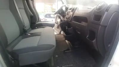Vendo Renault Master 2016 - 15580 EUR, 312283 km - AUTO.MOTO.pt
