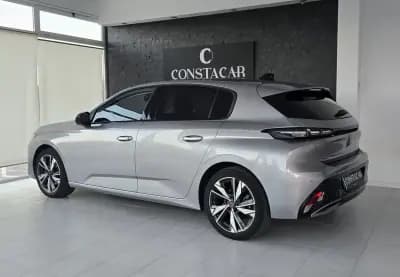 Vendo Peugeot 308 2022 - 22650 EUR, 61135 km - AUTO.MOTO.pt