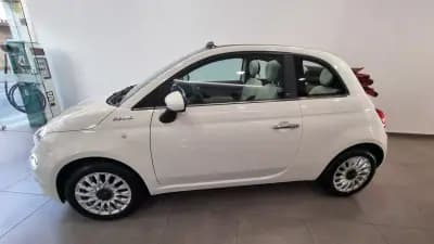 Vendo Fiat 500C 2022 - 14000 EUR, 30638 km - AUTO.MOTO.pt