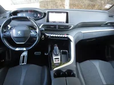 Vendo Peugeot 3008 2019 - 22990 EUR, 98000 km - AUTO.MOTO.pt