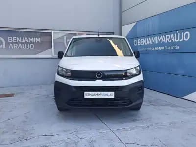 Vendo Opel Combo 2025 - 19750 EUR, 11997 km - AUTO.MOTO.pt