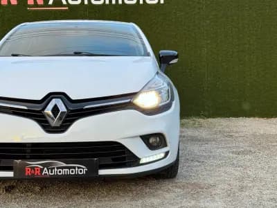 Vendo Renault Clio 2018 - 12500 EUR, 138000 km - AUTO.MOTO.pt