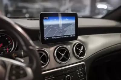 Sell Mercedes-Benz CLA 220 2017 - 23900 EUR, 158220 km - AUTO.MOTO.pt