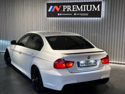 Vendo BMW 318 2011 - 15990 EUR, 230500 km - AUTO.MOTO.pt