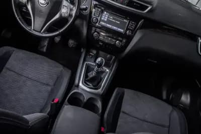 Vendo Nissan Qashqai 2014 - 13990 EUR, 133381 km - AUTO.MOTO.pt