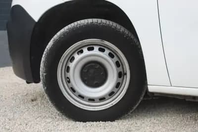 Vendo Peugeot Partner 2022 - 10976 EUR, 135000 km - AUTO.MOTO.pt