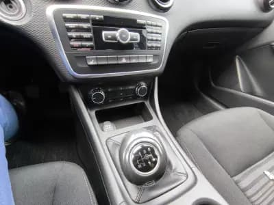 Vendo Mercedes-Benz A 180 2013 - 14900 EUR, 169000 km - AUTO.MOTO.pt