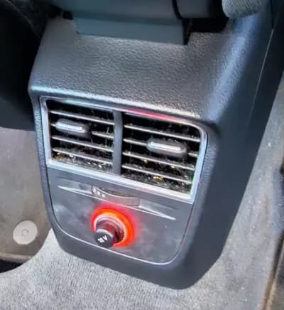 Vendo Audi A3 2014 - 13999 EUR, 208000 km - AUTO.MOTO.pt