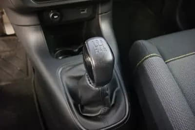 Sell Citroën C3 2019 - 13900 EUR, 38919 km - AUTO.MOTO.pt