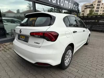 Vendo Fiat Tipo 2020 - 15500 EUR, 33000 km - AUTO.MOTO.pt