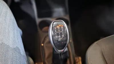 Sell Opel Karl 2018 - 9990 EUR, 125000 km - AUTO.MOTO.pt