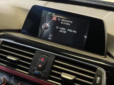 Vendo BMW 320 2017 - 19990 EUR, 185000 km - AUTO.MOTO.pt