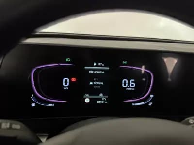 Vendo Kia Sportage 2022 - 23990 EUR, 38151 km - AUTO.MOTO.pt