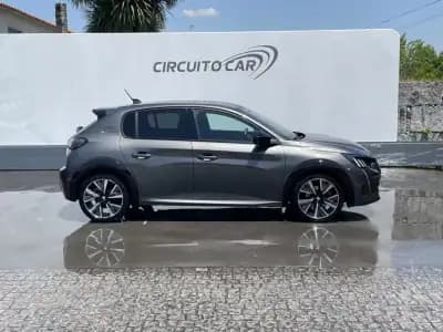 Sell Peugeot 208 2020 - 17500 EUR, 29713 km - AUTO.MOTO.pt