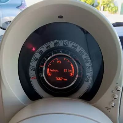 Vendo Fiat 500 2022 - 12900 EUR, 76609 km - AUTO.MOTO.pt