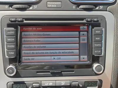 Sell Volkswagen EOS 2009 - 18500 EUR, 71621 km - AUTO.MOTO.pt