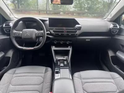 Vendo Citroën C4 2023 - 21500 EUR, 141295 km - AUTO.MOTO.pt