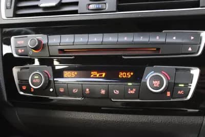 Vendo BMW 116 2016 - 13900 EUR, 175168 km - AUTO.MOTO.pt