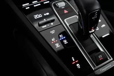 Sell Porsche Cayenne 2020 - 115000 EUR, 74966 km - AUTO.MOTO.pt