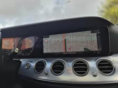 Sell Mercedes-Benz E 220 2018 - 36980 EUR, 125000 km - AUTO.MOTO.pt