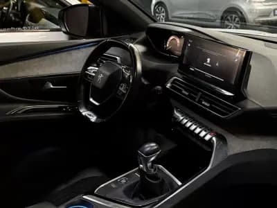 Sell Peugeot 3008 2021 - 21990 EUR, 83500 km - AUTO.MOTO.pt