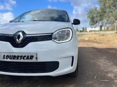 Vendo Renault Twingo 2022 - 15750 EUR, 11000 km - AUTO.MOTO.pt