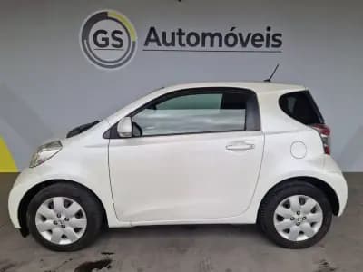 Sell Toyota iQ 2009 - 4450 EUR, 158000 km - AUTO.MOTO.pt