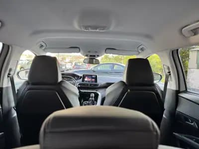 Vendo Peugeot 5008 2018 - 20500 EUR, 137000 km - AUTO.MOTO.pt
