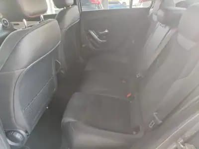 Vendo Mercedes-Benz A 220 Limousine 2020 - 30900 EUR, 30000 km - AUTO.MOTO.pt