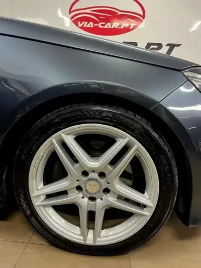 Sell Mercedes-Benz E 300 2013 - 17950 EUR, 221000 km - AUTO.MOTO.pt