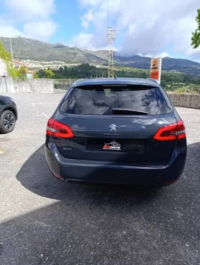 Sell Peugeot 308 SW 2020 - 14500 EUR, 128000 km - AUTO.MOTO.pt