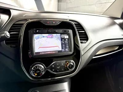 Vendo Renault Captur 2014 - 12990 EUR, 187722 km - AUTO.MOTO.pt