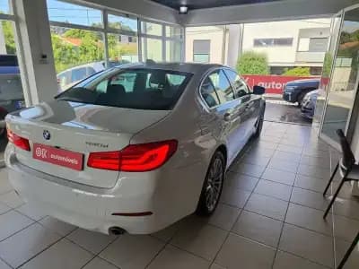 Vendo BMW 520 2017 - 23500 EUR, 165600 km - AUTO.MOTO.pt