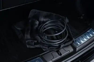 Sell Land Rover Range Rover Evoque 2023 - 42950 EUR, 46000 km - AUTO.MOTO.pt