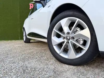 Vendo Renault Clio 2018 - 12500 EUR, 138000 km - AUTO.MOTO.pt